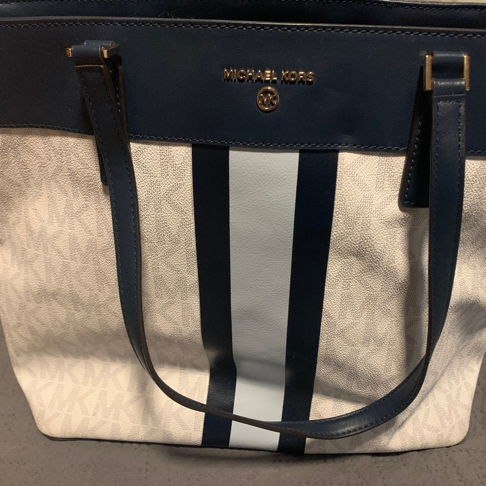 Michael Kors bag